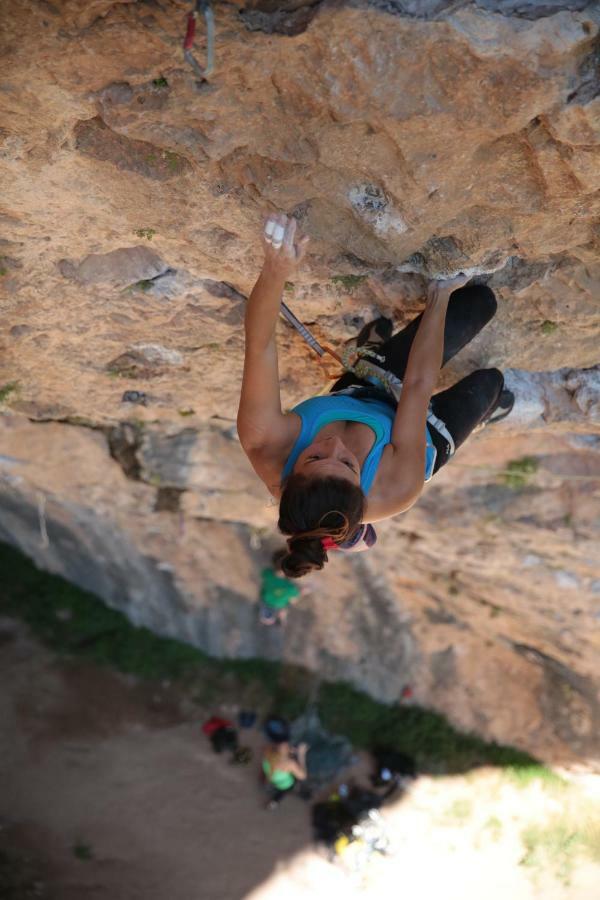 דירות Camarasa Alquiler En Importante Zona De Escalada !! מראה חיצוני תמונה